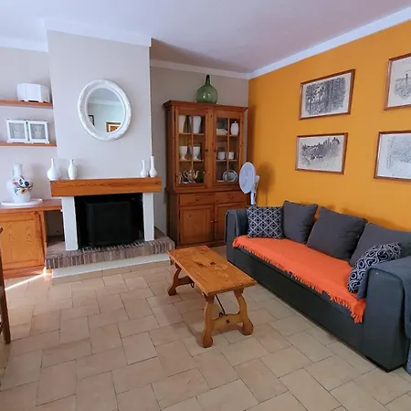 Delacroix Apartment